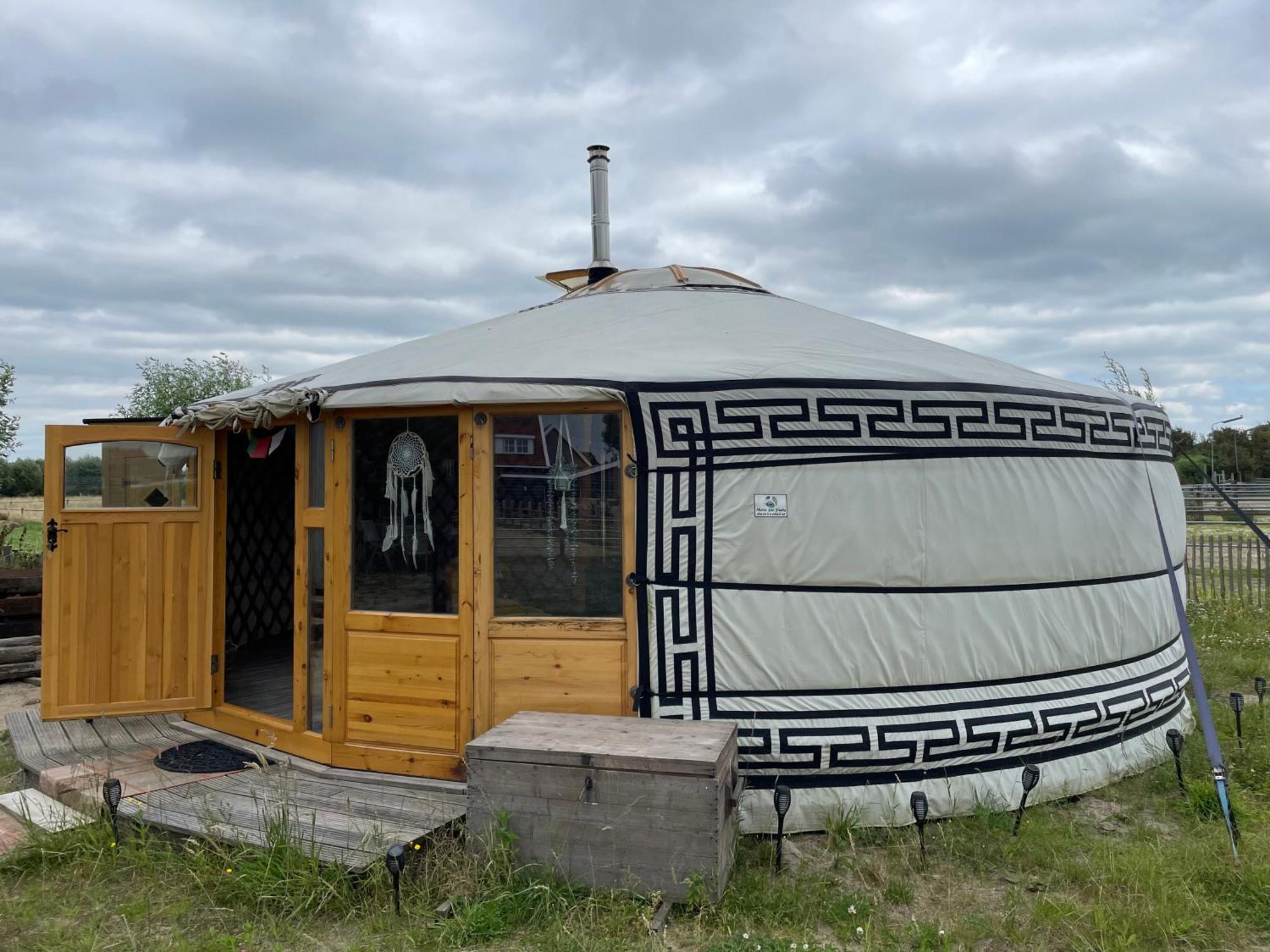 Luxe Yurt Luxe tent Koudekerke